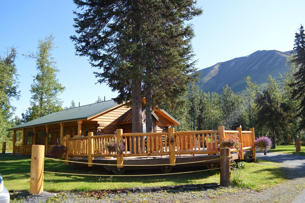 Summit Lake Lodge Rum bild