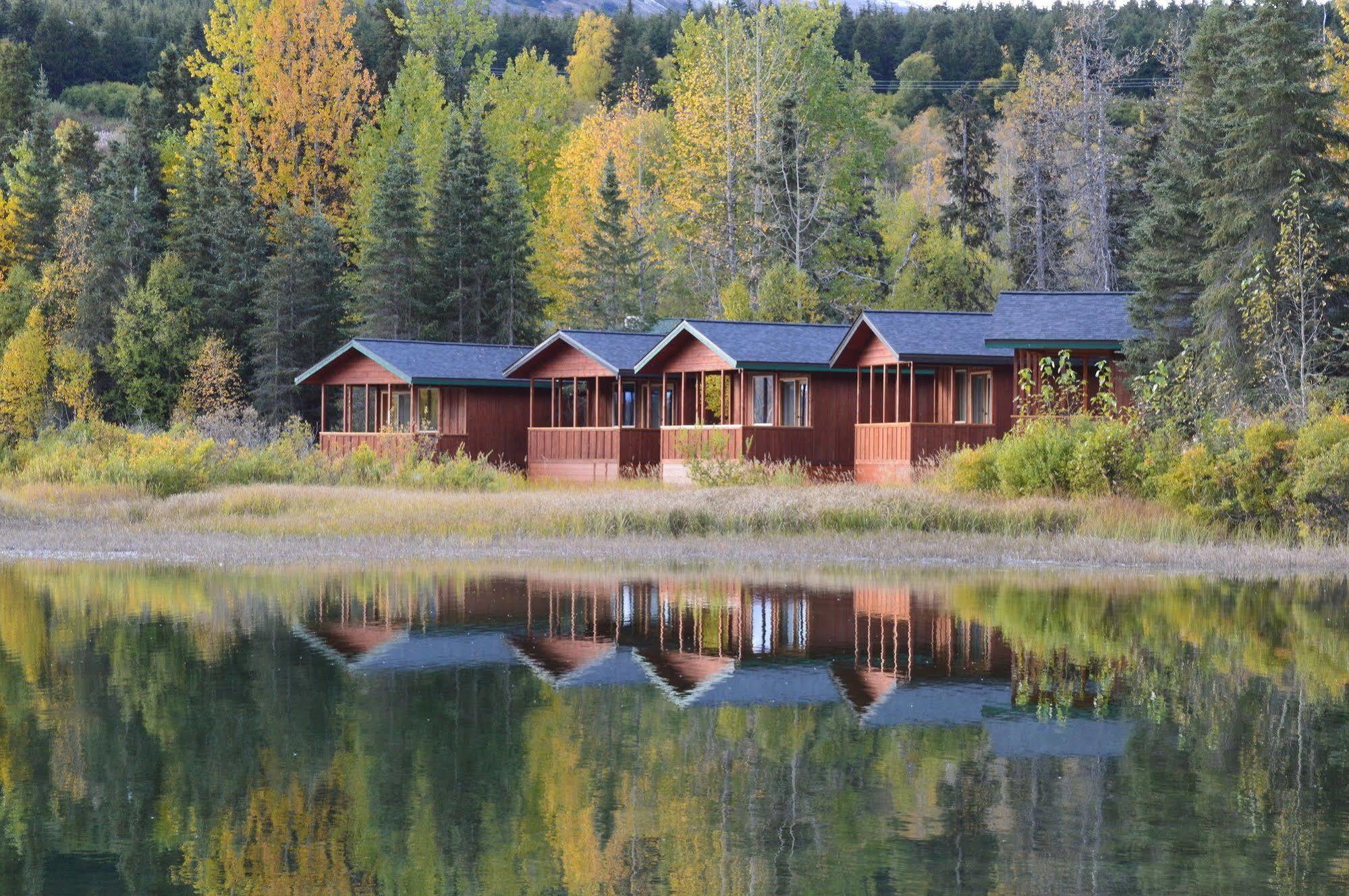 Summit Lake Lodge Exteriör bild