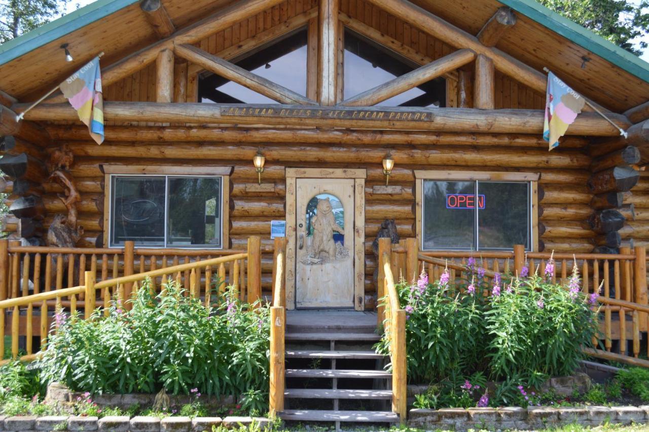 Summit Lake Lodge Exteriör bild