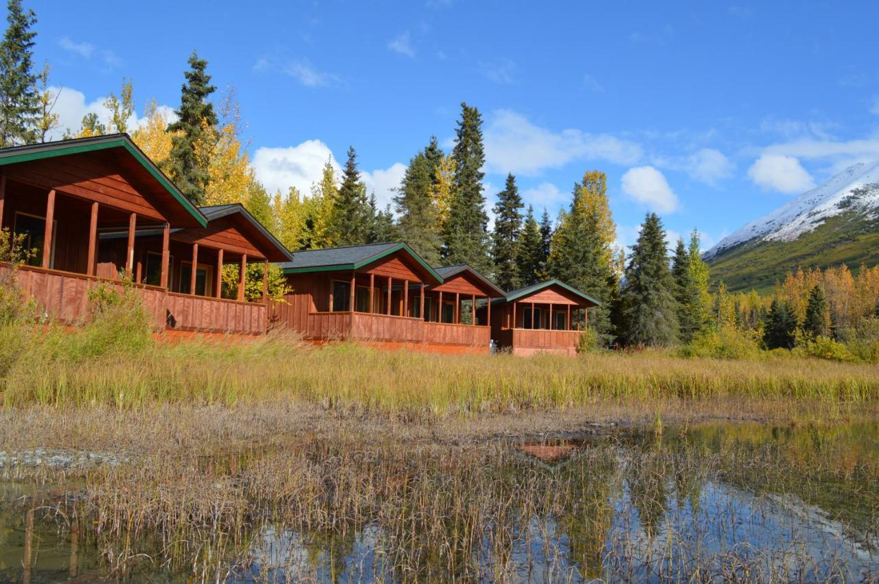 Summit Lake Lodge Exteriör bild